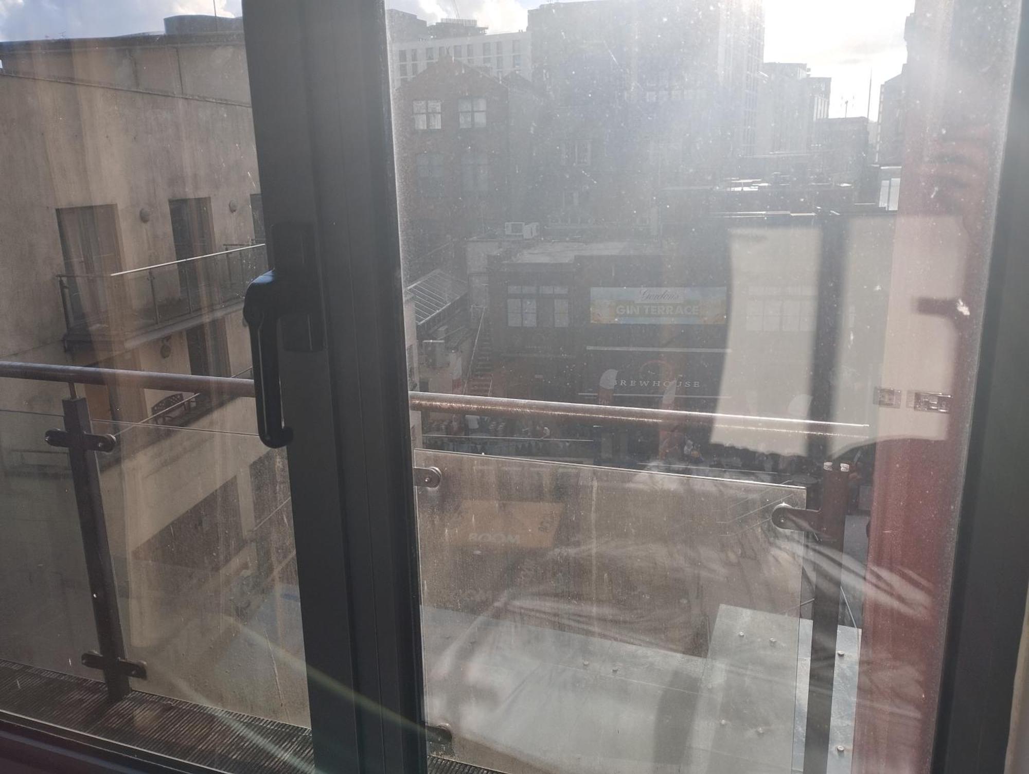Room In Cardiff City Center - Swiftstay Dış mekan fotoğraf